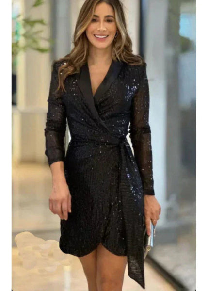 ClassicEdge - Robe Blazer Noire avec Élégance Intemporelle